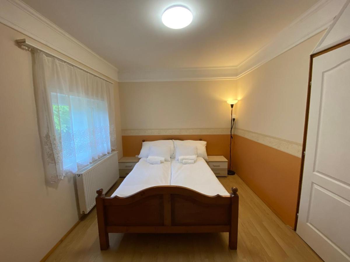 Rev1 Vendeghaz Apartment Révfülöp Екстериор снимка